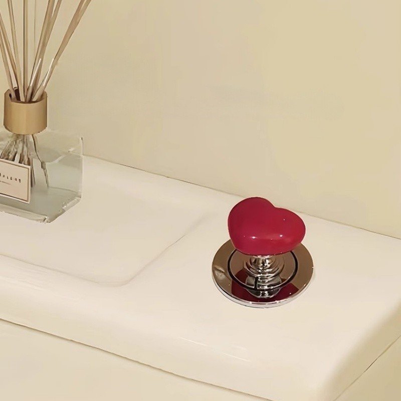 Kit 2 Botões de Vaso Sanitário com Formato de Coração, Decoração para Descarga